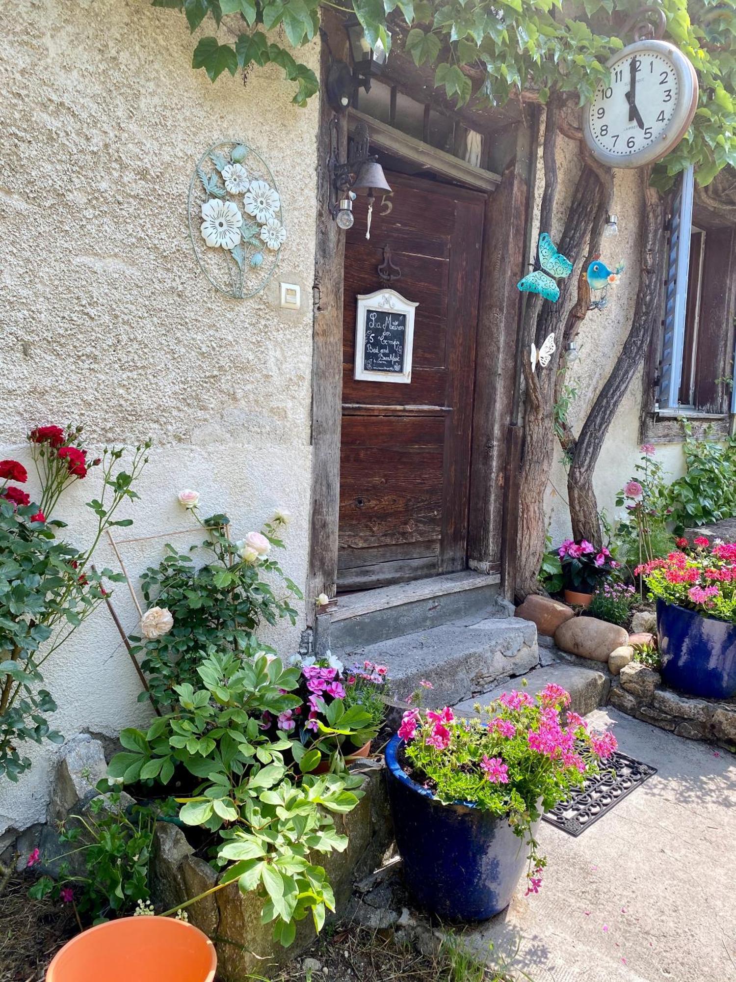 B&B De Charme La Maison Des 5 Temps Ferrette Rom bilde