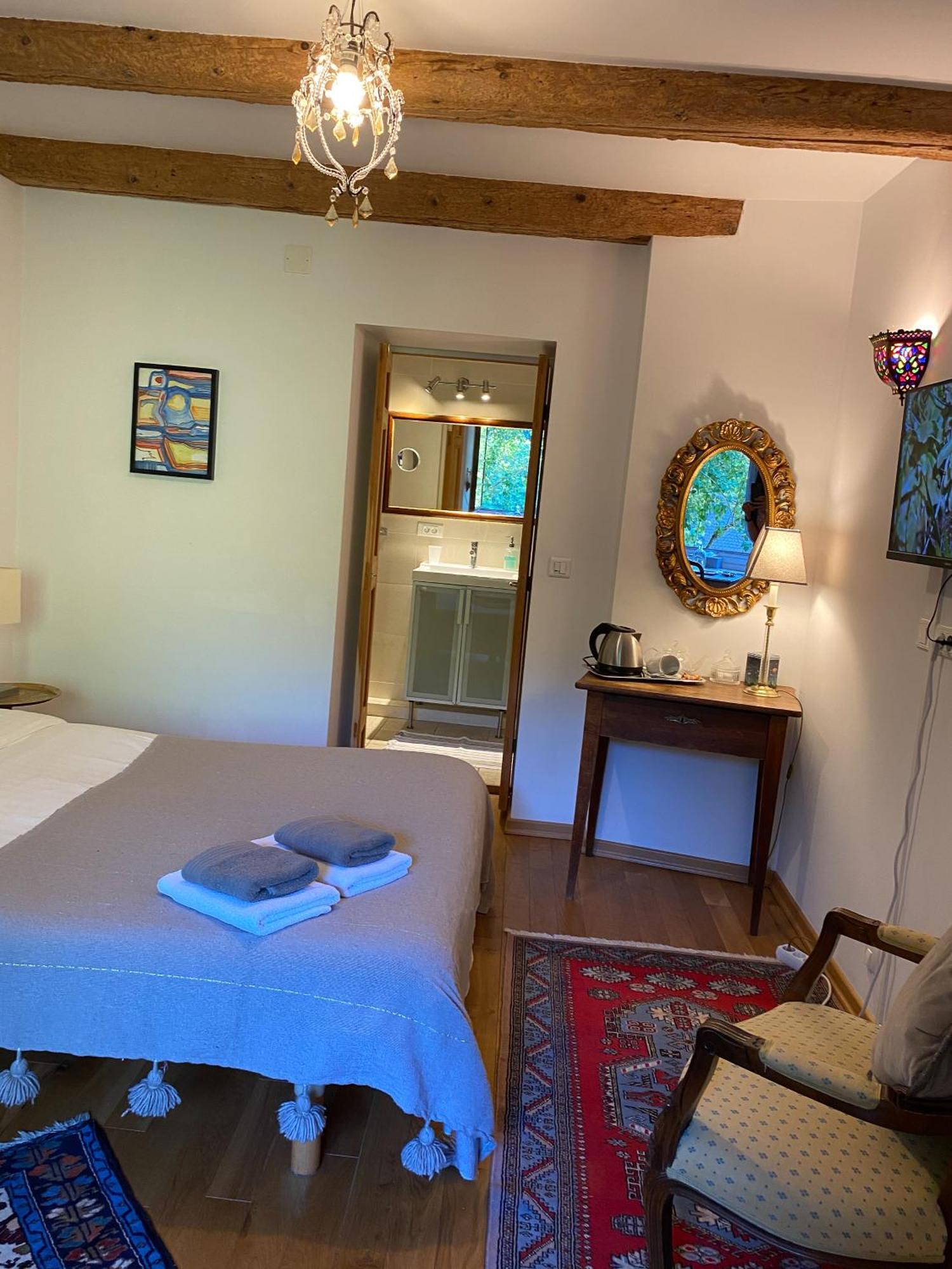 B&B De Charme La Maison Des 5 Temps Ferrette Rom bilde